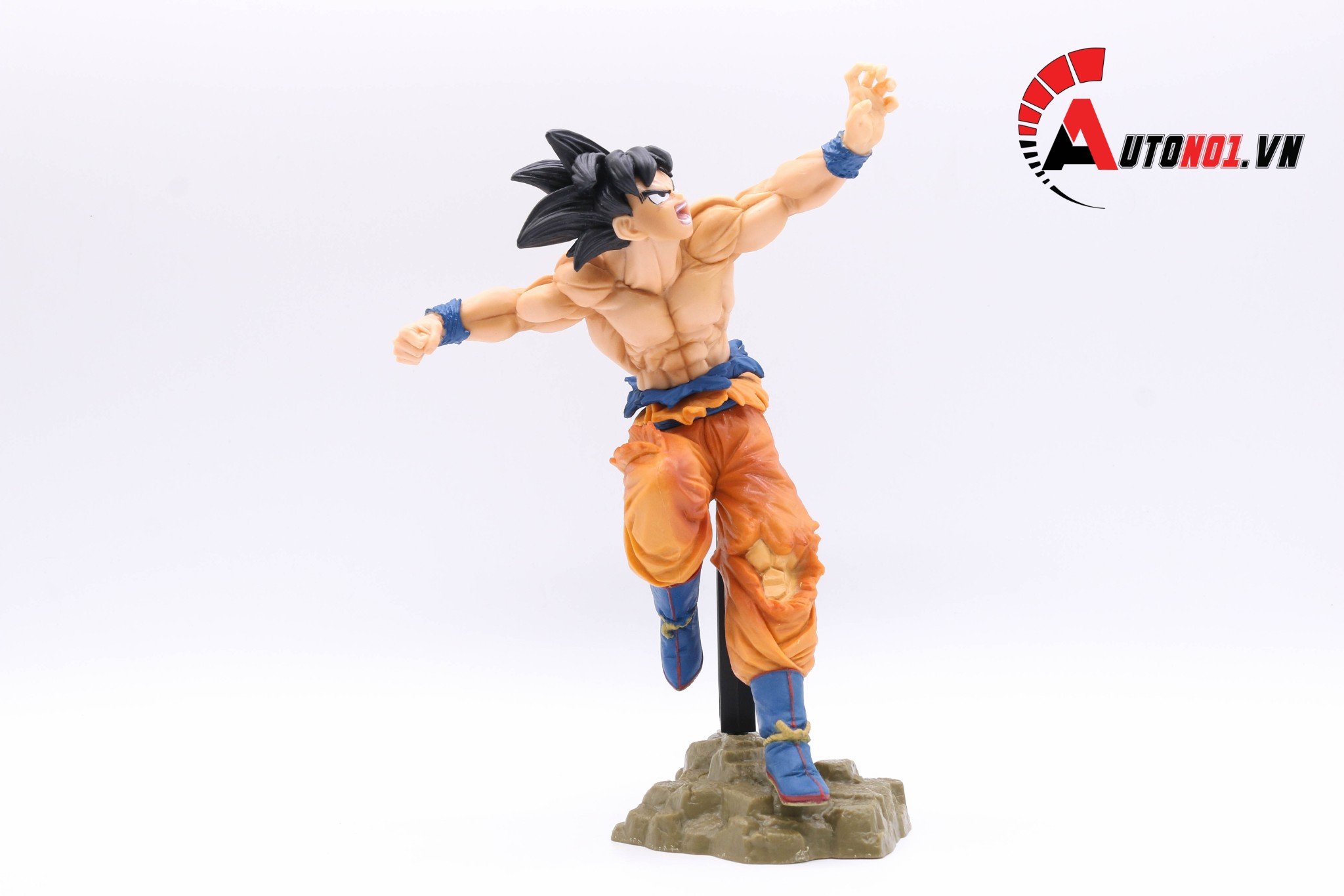  MÔ HÌNH NHÂN VẬT DRAGON BALL GOKU 18CM 6381 