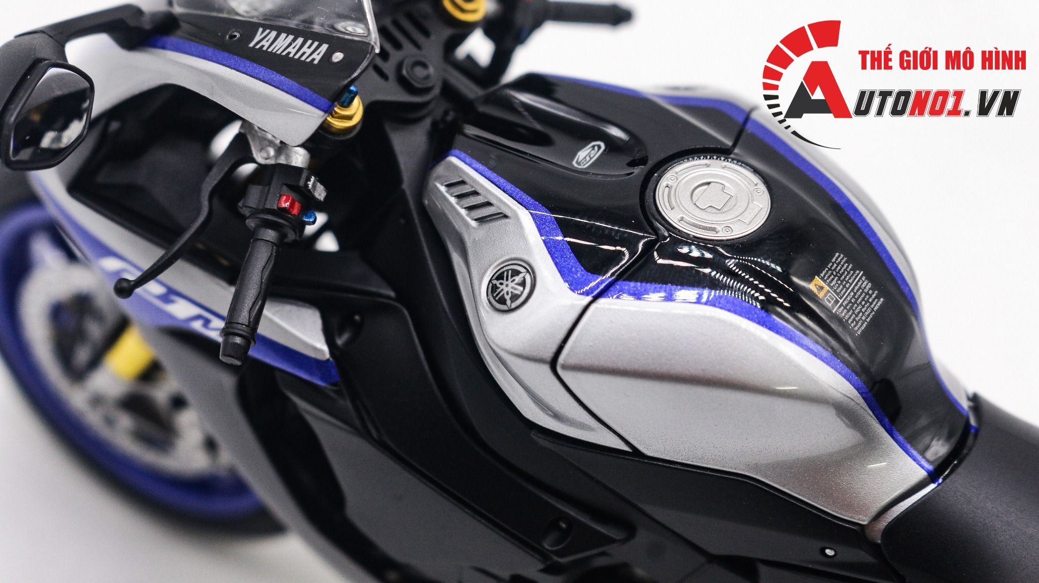  Mô hình xe Yamaha Yzf R1m Blue 1:12 Tamiya D031 