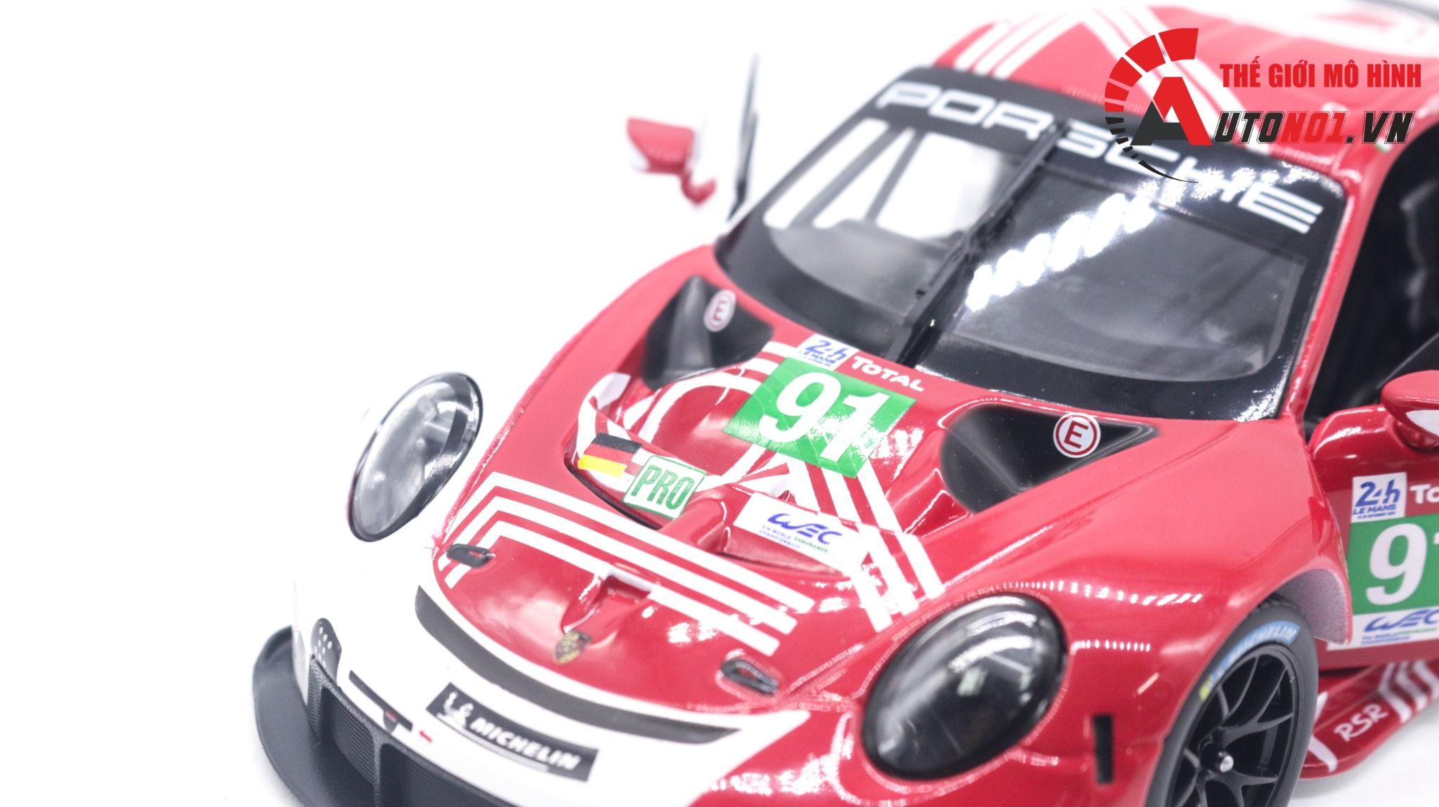  Mô hình xe Porsche 911 Rsr Gt đánh lái được 1:24 Bburago 8013 