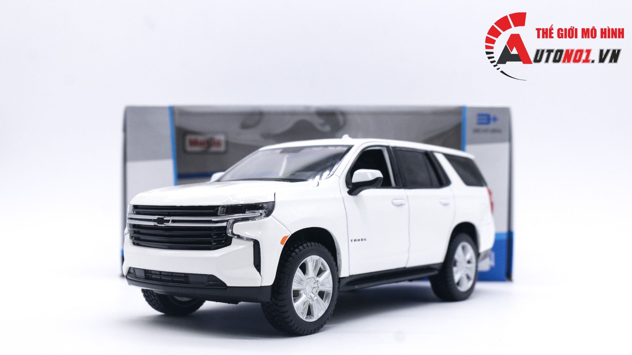  Mô hình xe Chevrolet Tahoe 2021 mở được 2 cửa tỉ lệ 1:26 Maisto OT042 