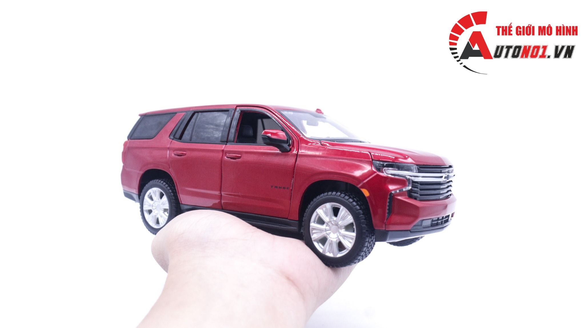  Mô hình xe Chevrolet Tahoe 2021 mở được 2 cửa tỉ lệ 1:26 Maisto OT042 