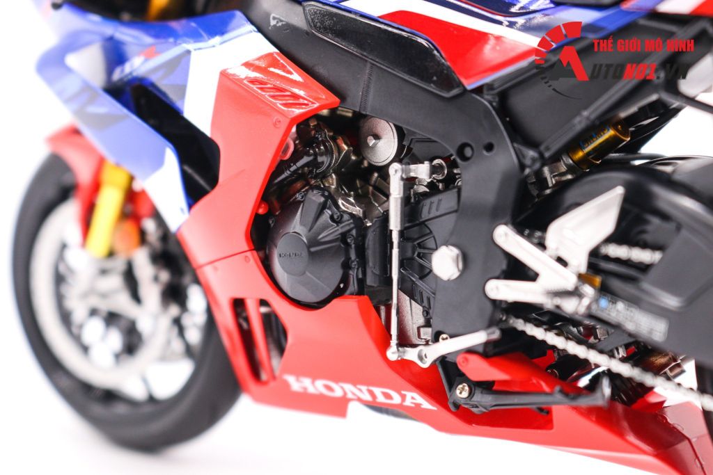 MÔ HÌNH XE HONDA CBR 1000RR FIREBLADE SP 1:12 TAMIYA D087