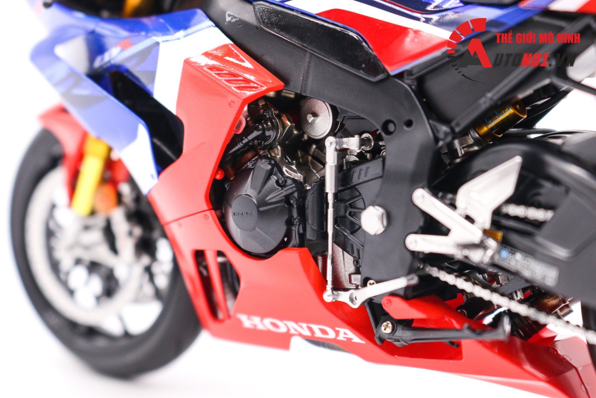  Mô hình xe Honda Cbr 1000rr Fireblade Sp 1:12 Tamiya D087 