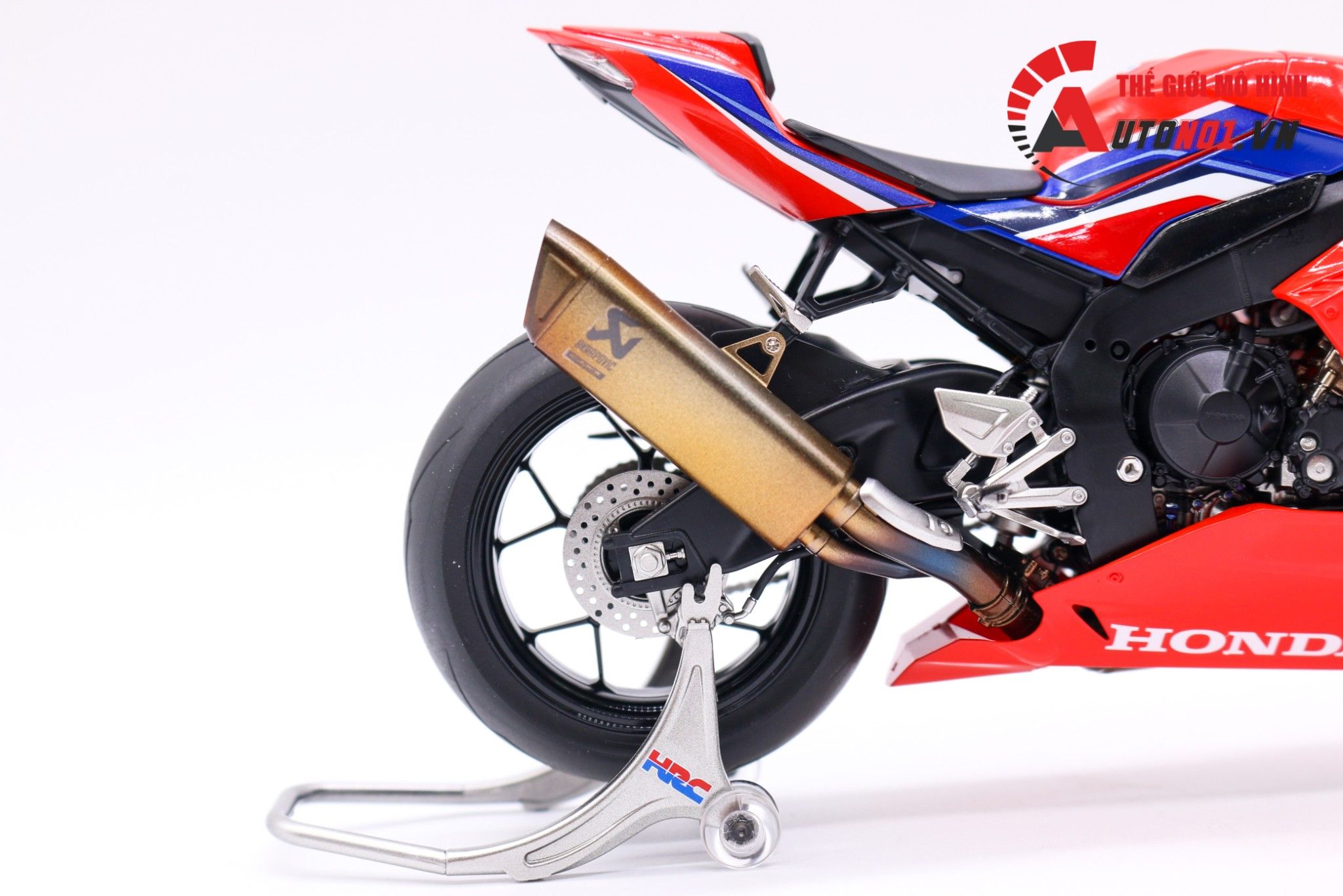  Mô hình xe Honda Cbr 1000rr Fireblade Sp 1:12 Tamiya D087 