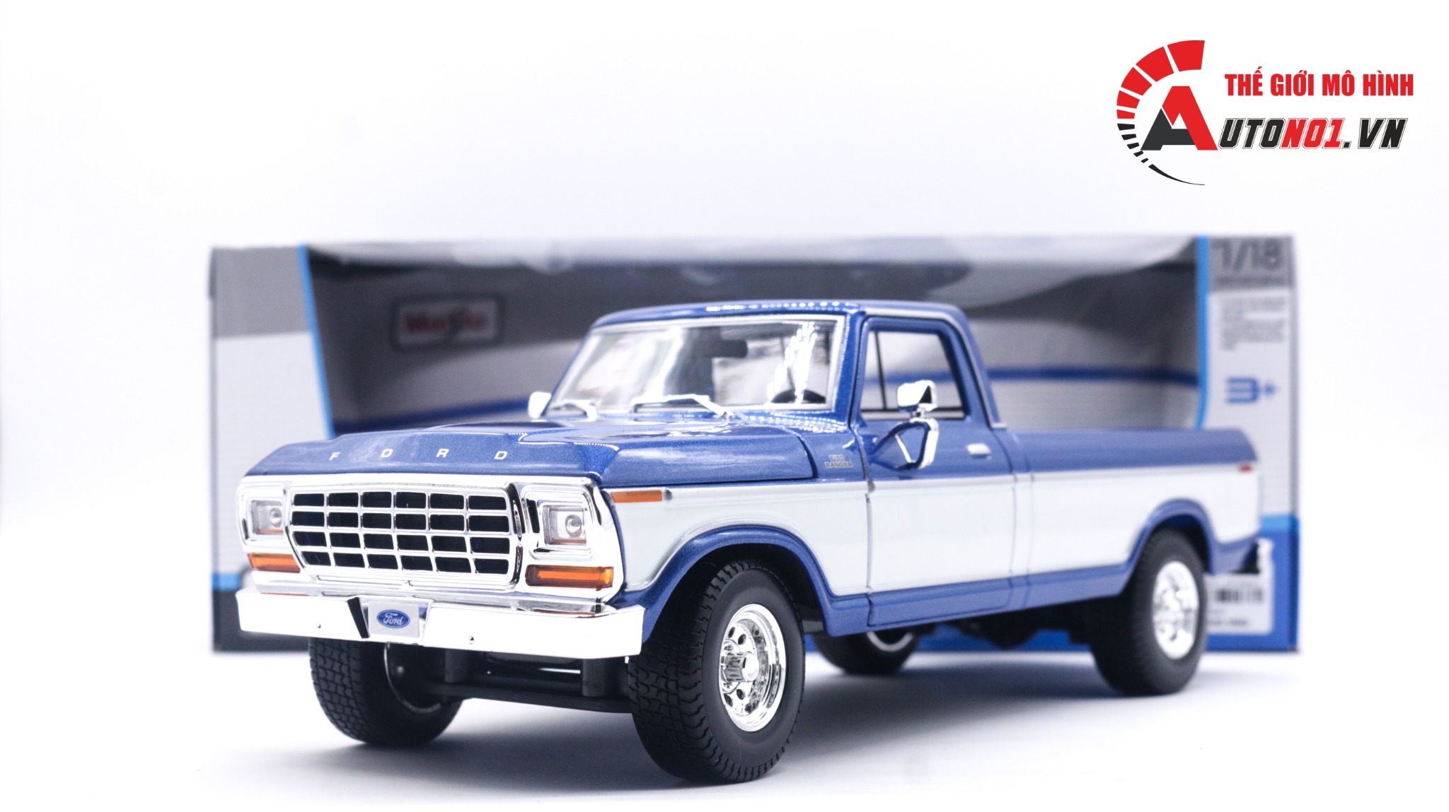  Mô hình xe Ford F150 Pic-kup 1979 full open tỉ lệ 1:18 Maisto 31462 BU OT041 