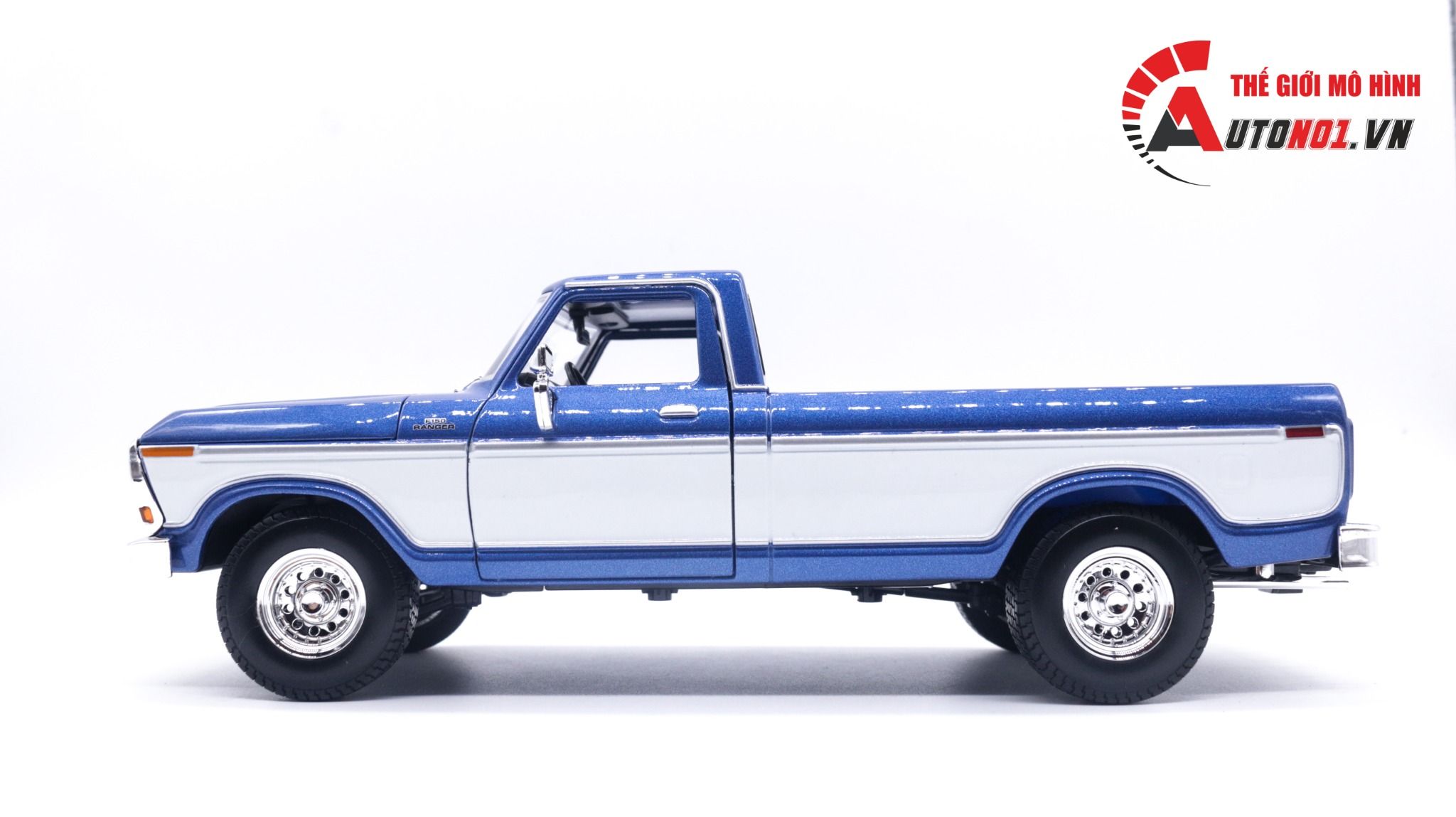  Mô hình xe Ford F150 Pic-kup 1979 tỉ lệ 1:18 Maisto OT041 