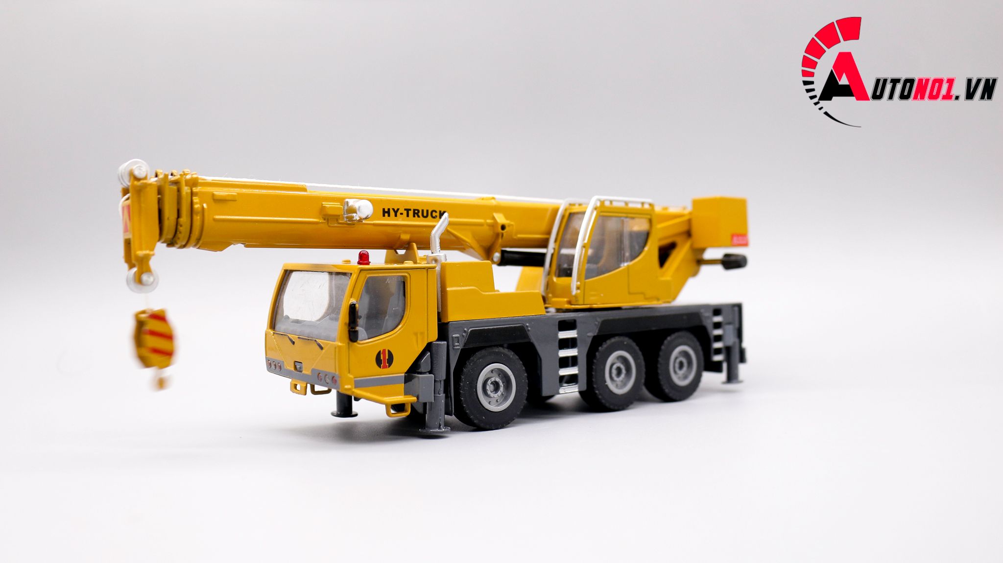  Mô hình xe cẩu nâng hạng nặng 1:50 huayi alloy 7641 