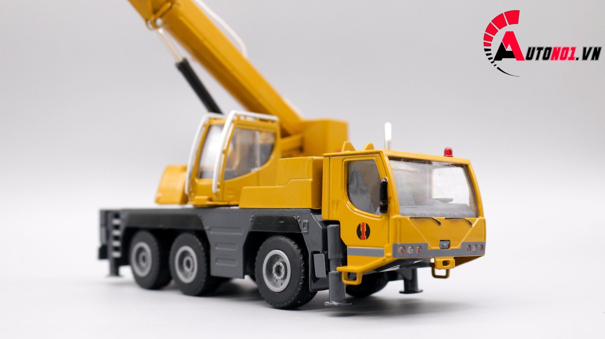  Mô hình xe cẩu nâng hạng nặng 1:50 huayi alloy 7641 