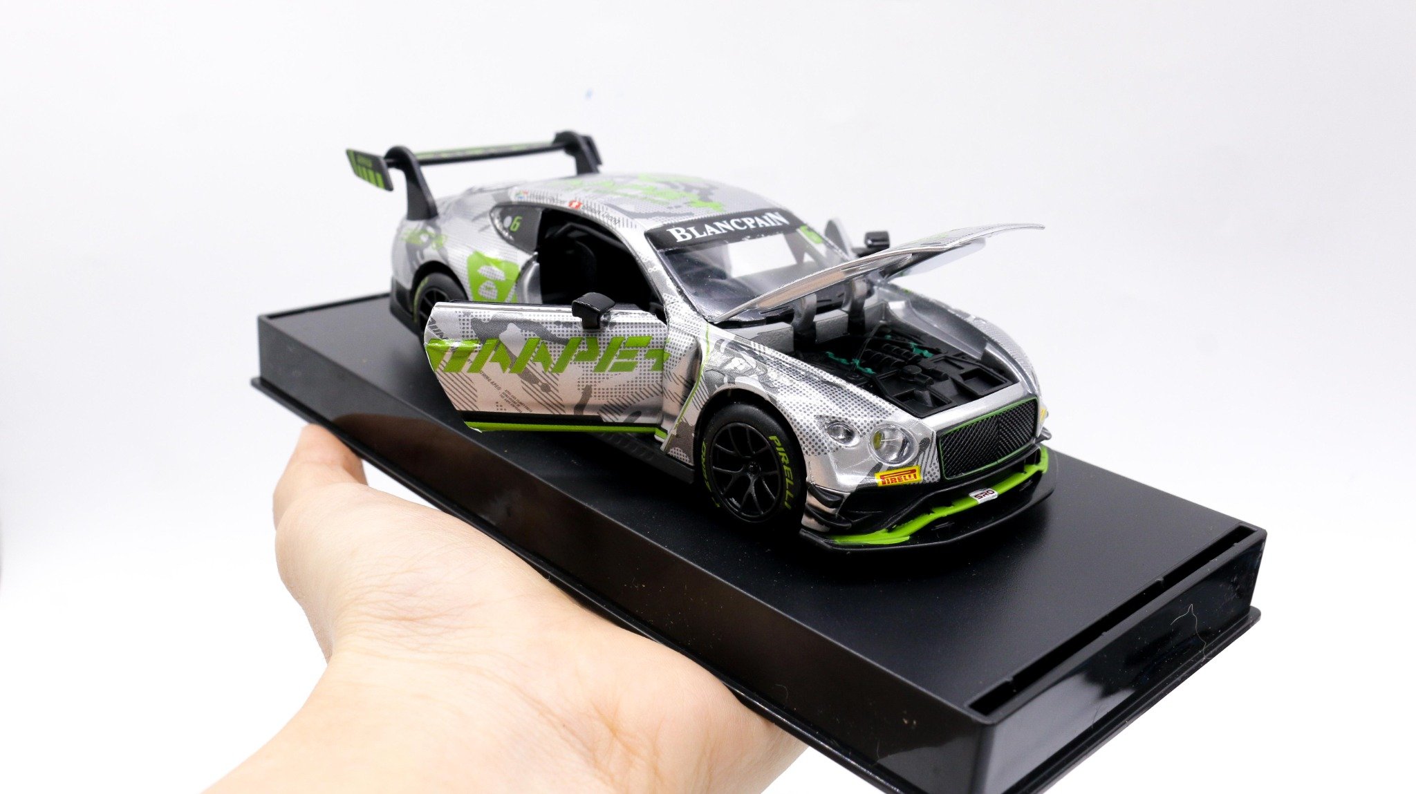 MÔ HÌNH XE BENTLEY CONTINENTAL GT3 2018 BLANCPAIN GT SERIES ASIA 1:32 MAKEDA 7781