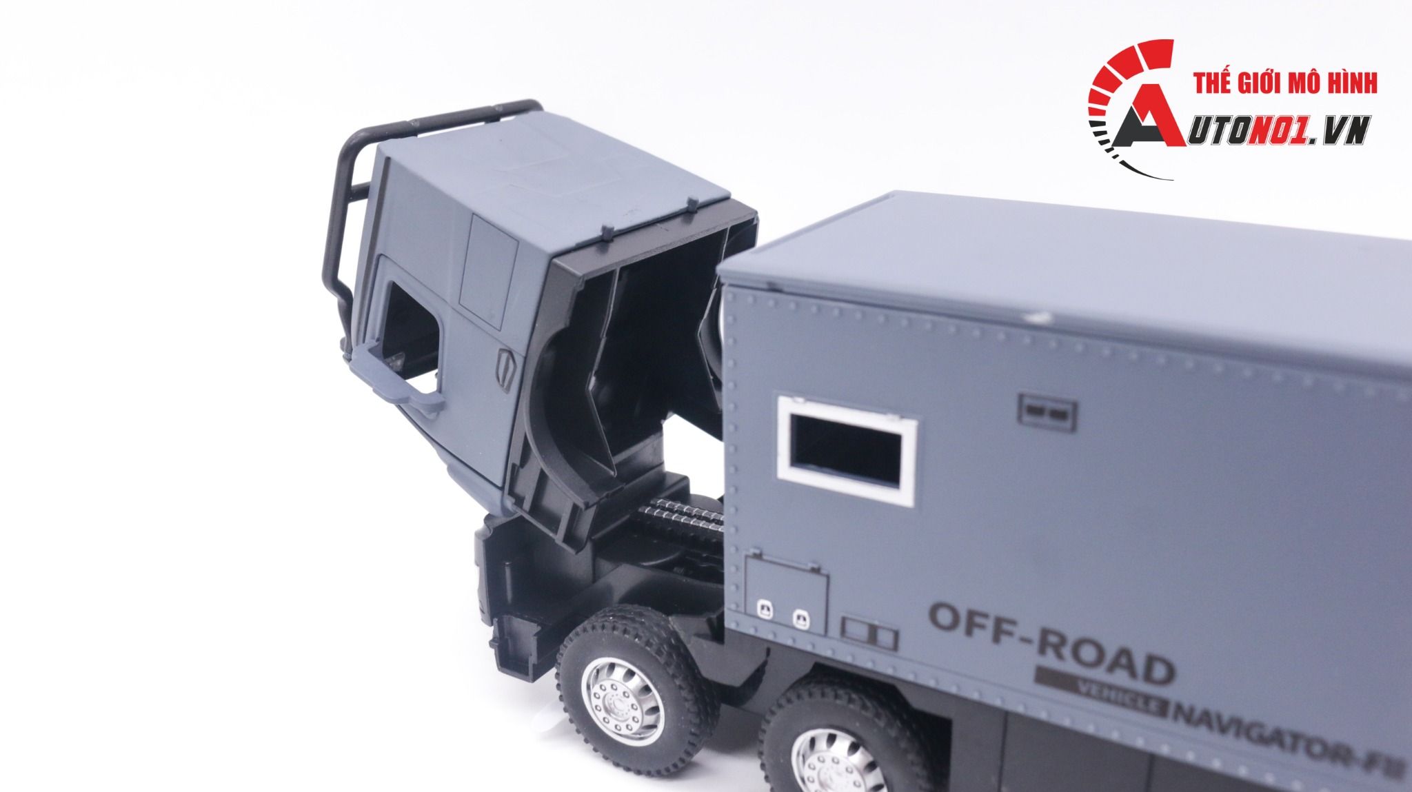  Mô hình xe ô tô Mercedes Benz Off road Across 8x8 tỉ lệ 1:32 Newao OT053 