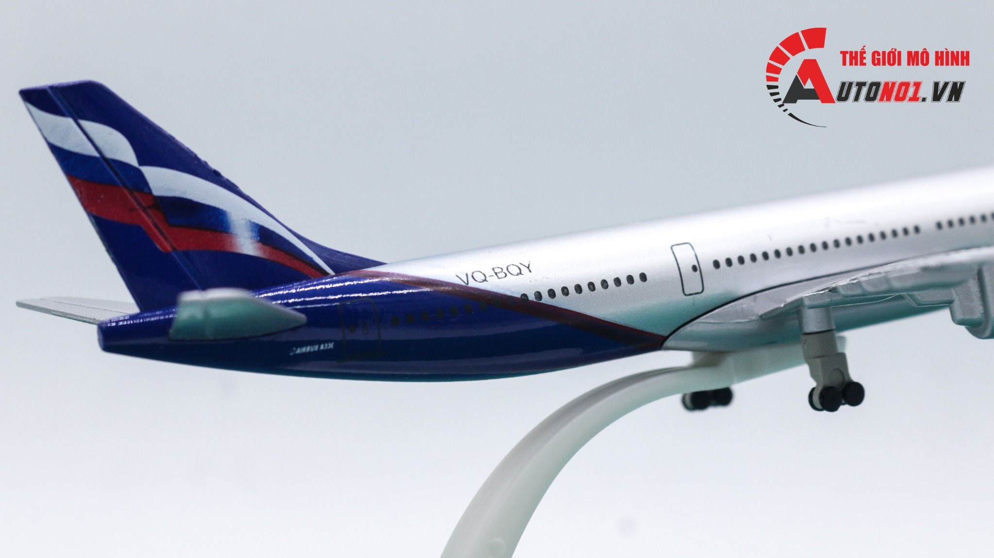 Mô hình máy bay Nga Russia Aeroflot Airbus A330 có bánh xe 20cm MB20044 