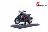  Mô hình xe mô tô Ducati Diavel Carbon tỉ lệ 1:18 Maisto MT18054 