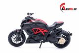  Mô hình xe mô tô Ducati Diavel Carbon tỉ lệ 1:18 Maisto MT18054 