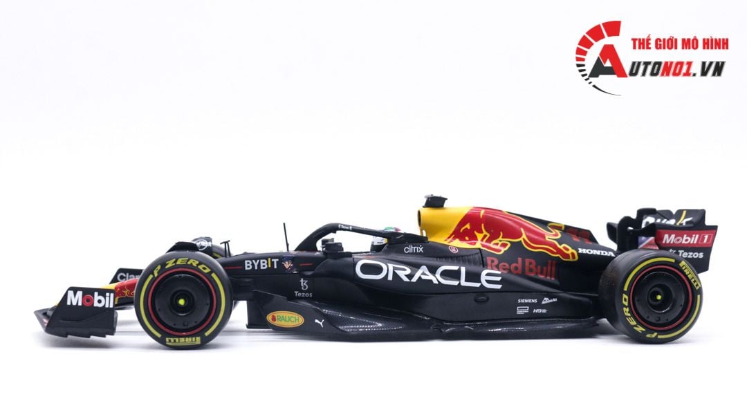  Mô hình xe đua F1 Oracle Red Bull racing 2022 RB18 hộp mica có figure 1:24 Bburago OT061 