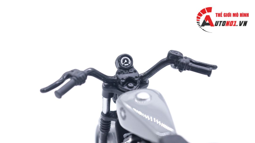  Mô hình Harley Davidson 2022 Sportster Iron 883 grey 1:18 Maisto MT018 