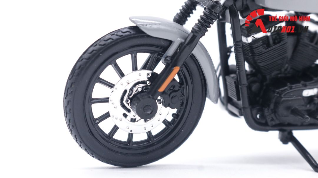  Mô hình Harley Davidson 2022 Sportster Iron 883 grey 1:18 Maisto MT018 