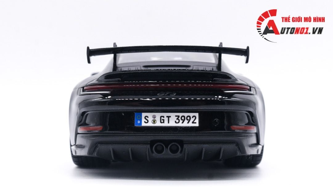  Mô hình xe Porsche 911 GT3 Racing 2022 có đế tỉ lệ 1:18 Maisto OT062 