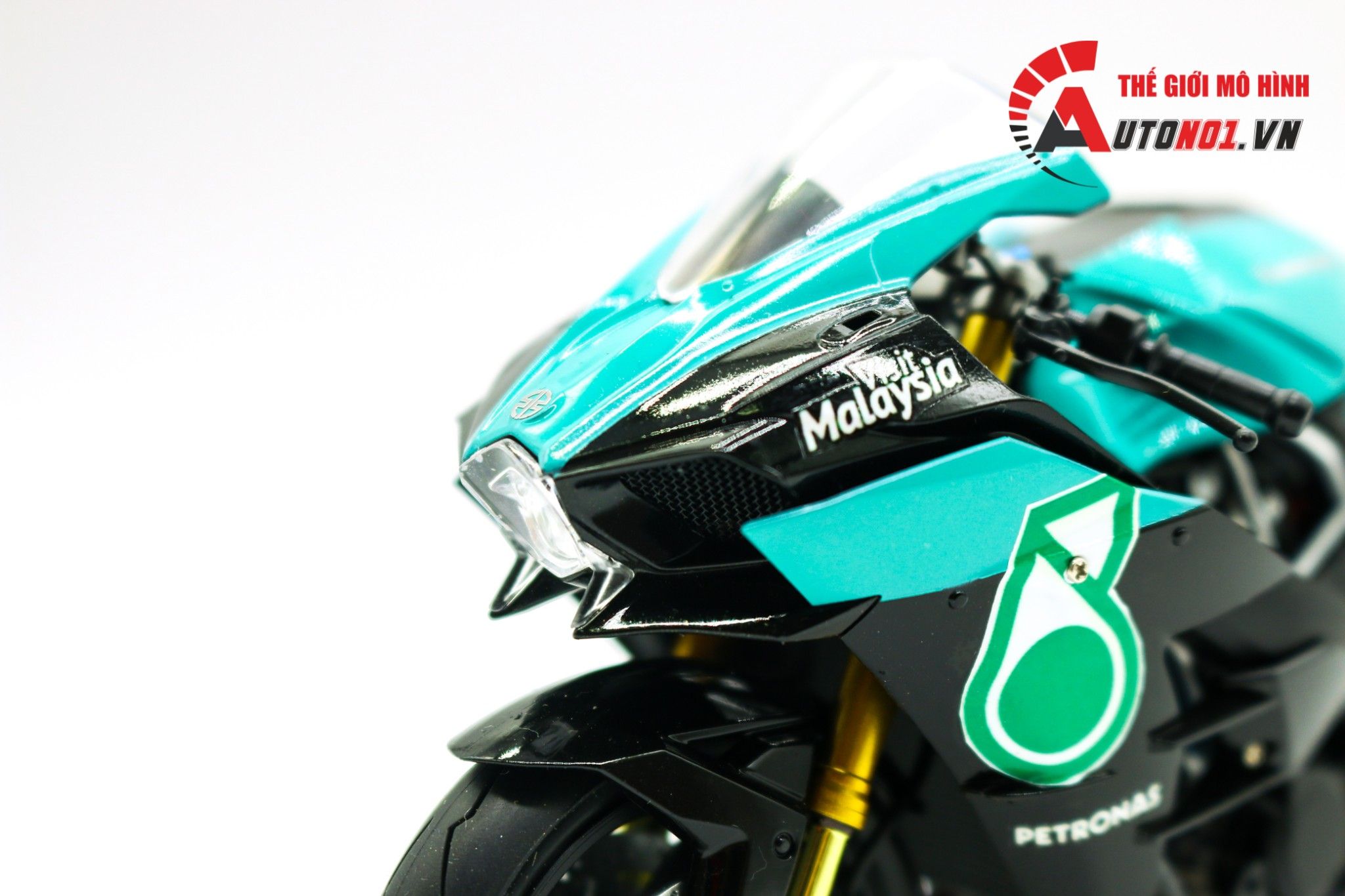  Mô hình xe cao cấp Kawasaki H2 Petronas 1:12 Tamiya D088 