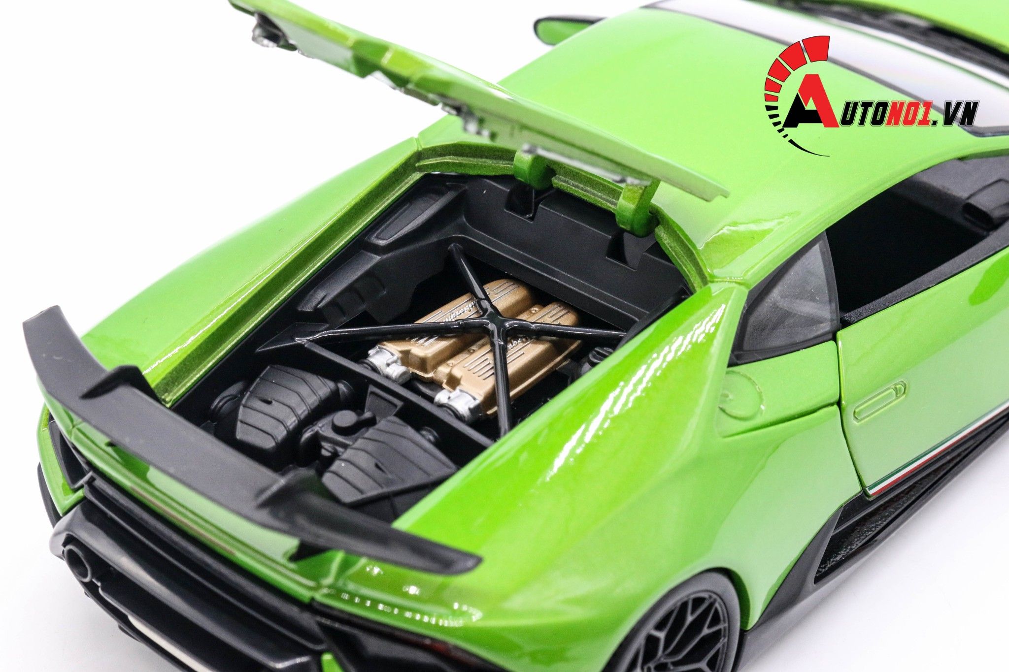  Mô hình xe Lamborghini Huracan Performance Green 1:18 Maisto 6014 