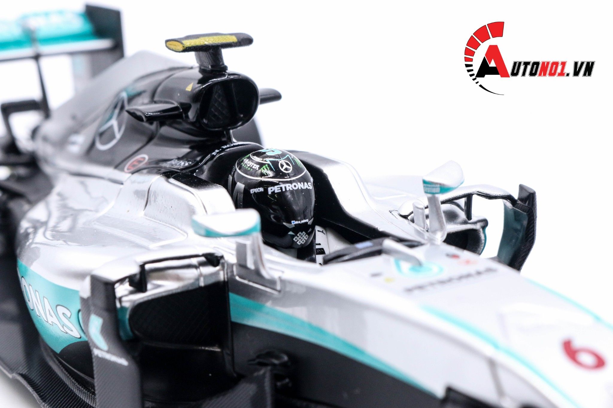  Mô hình xe F1 Mercedes AMG Petronas F1 W07 Hybrid 2016 world champion 1:18 Bburago 5212 