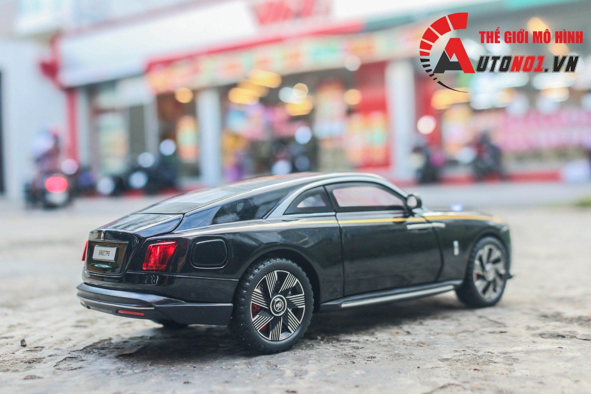  Mô hình xe Rolls Royce Spectre full open - có đèn - âm thanh tỉ lệ 1:24 Chezhi OT533 