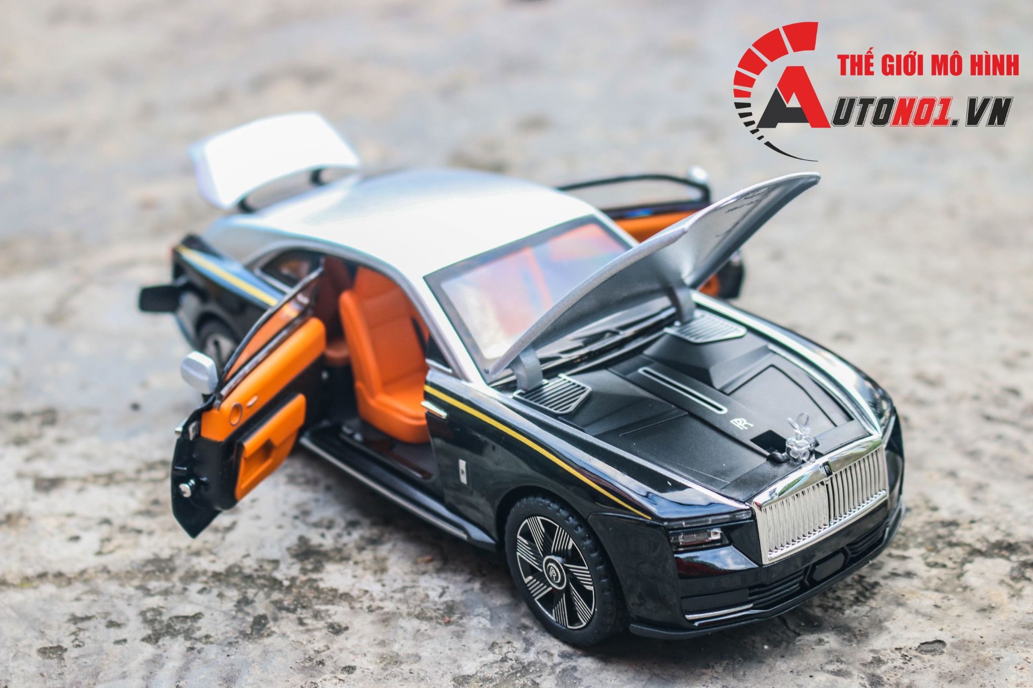  Mô hình xe Rolls Royce Spectre full open - có đèn - âm thanh tỉ lệ 1:24 Chezhi OT533 