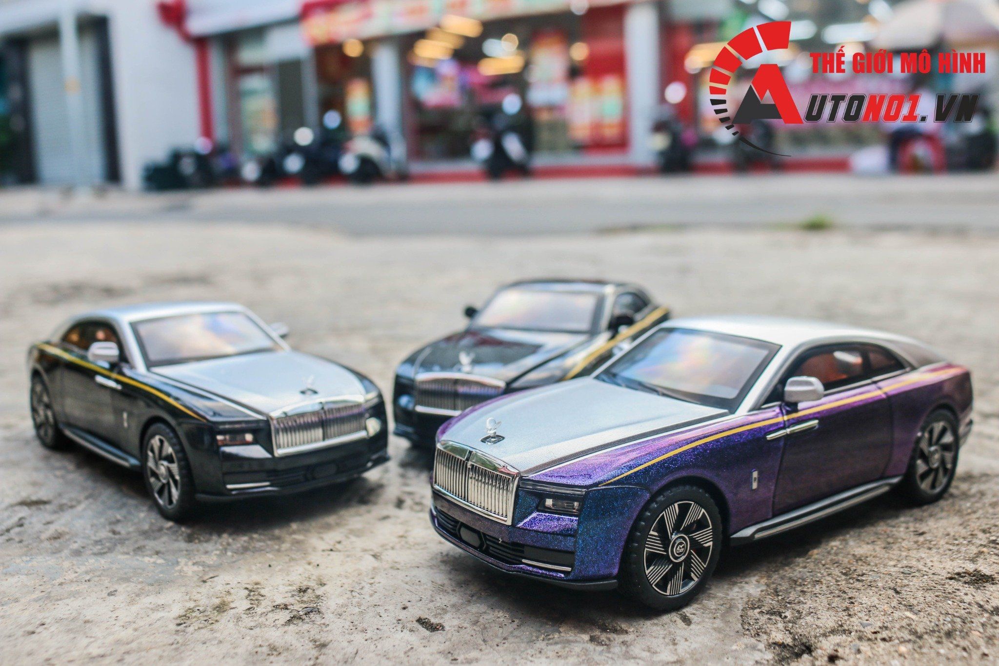  Mô hình xe Rolls Royce Spectre full open - có đèn - âm thanh tỉ lệ 1:24 Chezhi OT533 