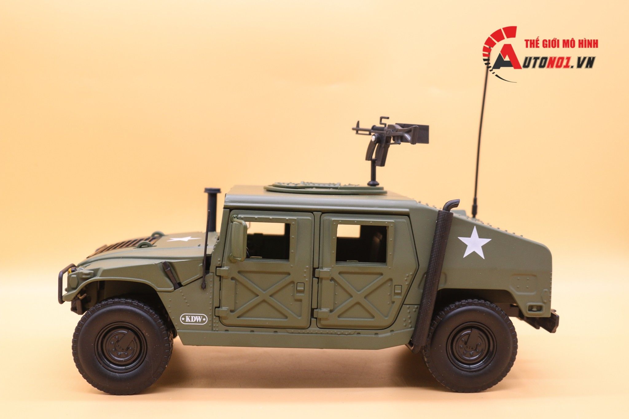  Mô hình xe bọc thép quân sự Hummer Humvee 1:18 Kaidiwei 1469 