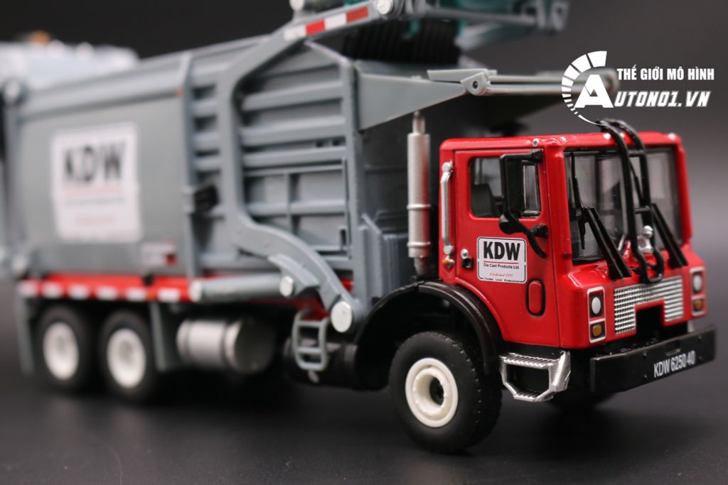 MÔ HÌNH XE TẢI HỐT CHỞ RÁC 1:24 KAIDIWEI 1477