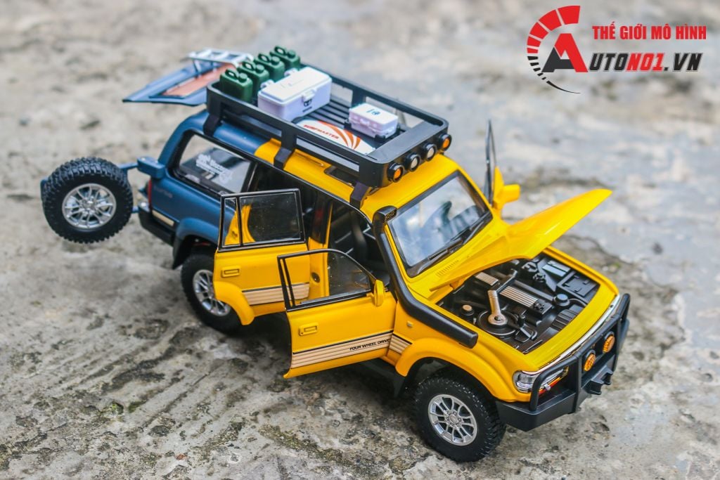  Mô hình xe Toyota Land Cruiser LC80 full open - kèm phụ kiện tỉ lệ 1:24 Chezhi C4062 