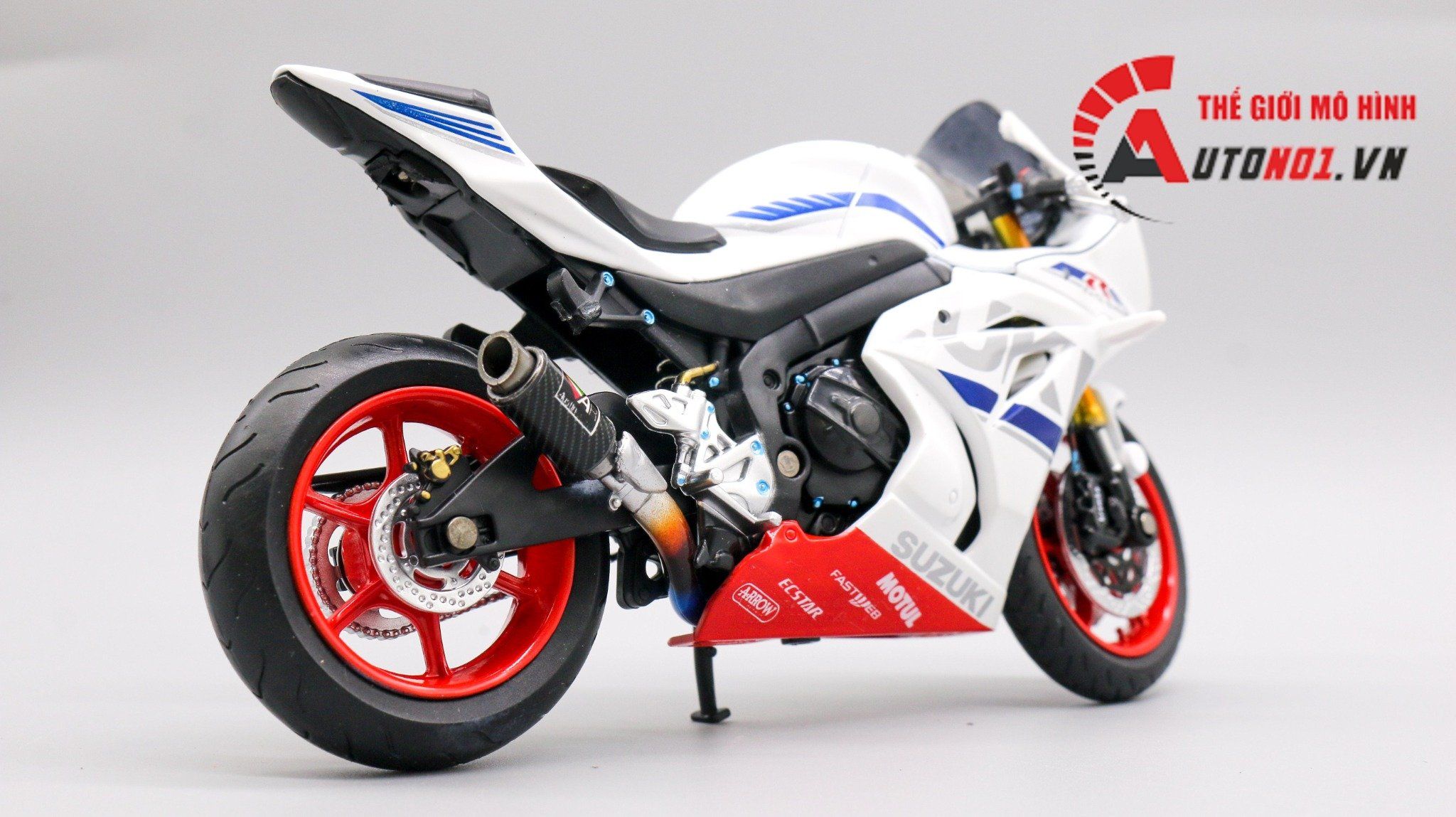  Mô hình xe độ Suzuki Gsx-R1000 Trắng Mâm độ pô 1:12 Autono1 MSZ D110A 