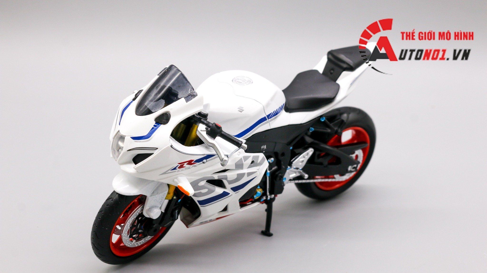  Mô hình xe độ Suzuki Gsx-R1000 Trắng Mâm độ pô 1:12 Autono1 MSZ D110A 