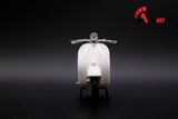  Mô hình xe Vespa 150 1956 white 1:18 Maisto 7070L 