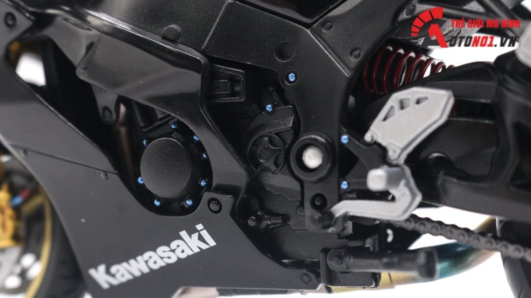  Mô hình xe độ Kawasaki Ninja Zx-10r black độ nồi - tem - pô akrapovic 1:12 Autono1 Welly D240 