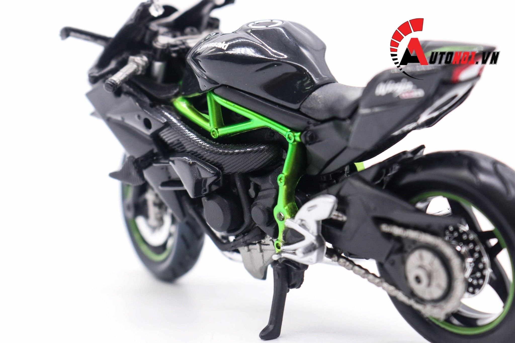  Mô hình xe Kawasaki H2R 1:18 Maisto 2776 