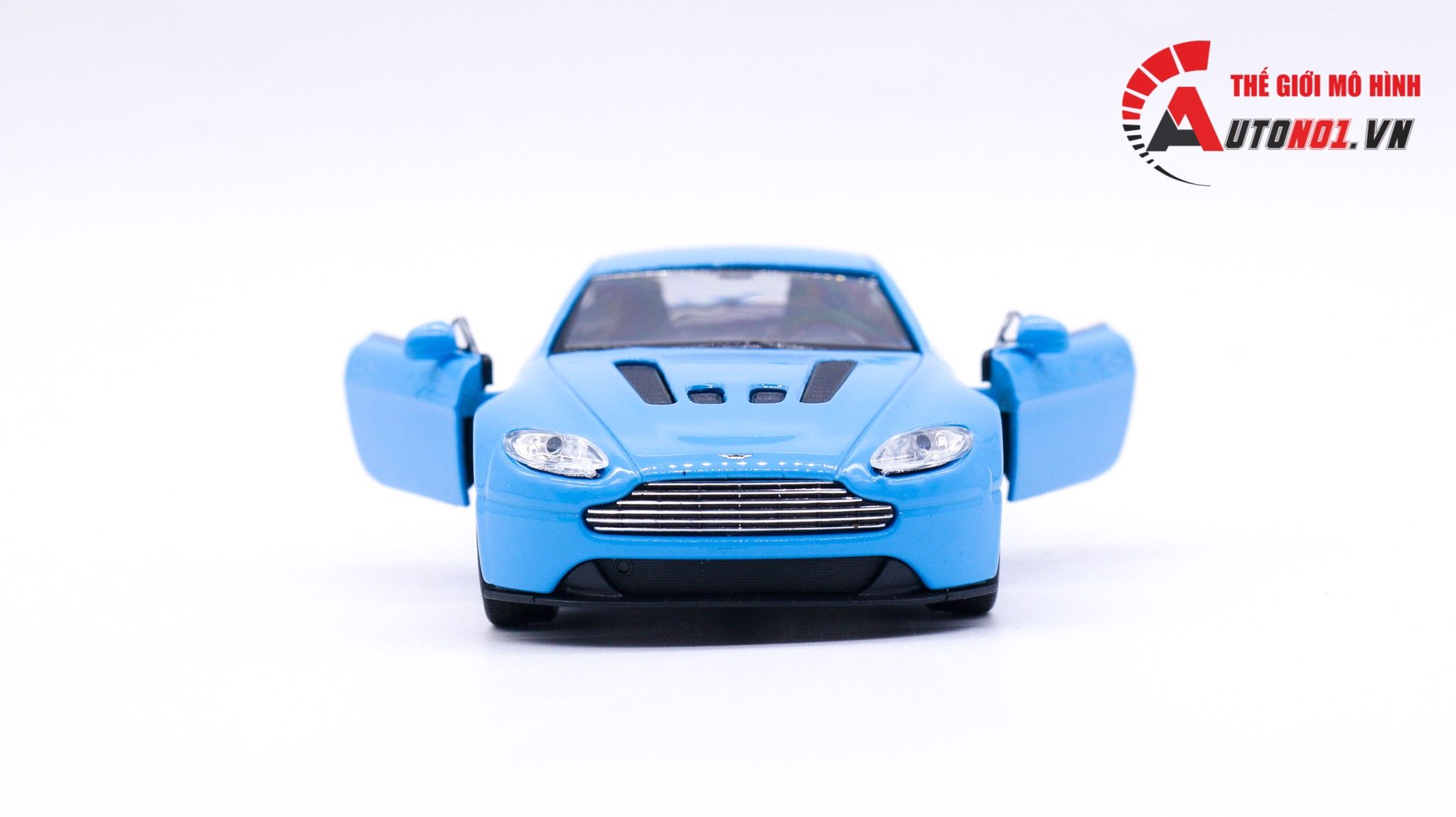  Mô hình xe Aston Martin V12 Vantage Baby Blue 1:36 Welly 7510 