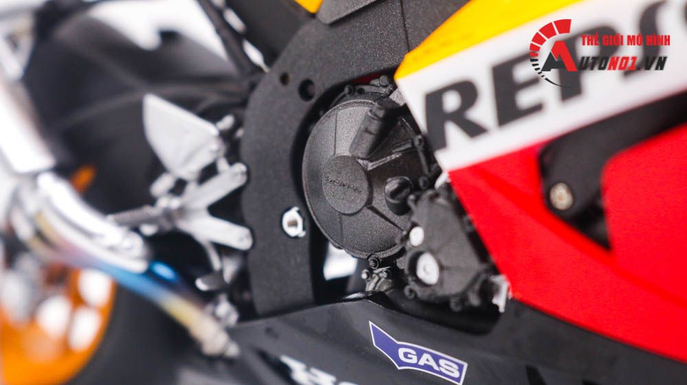 Mô hình xe cao cấp Honda Cbr 1000rr Repsol Sp 1:12 Tamiya D119A