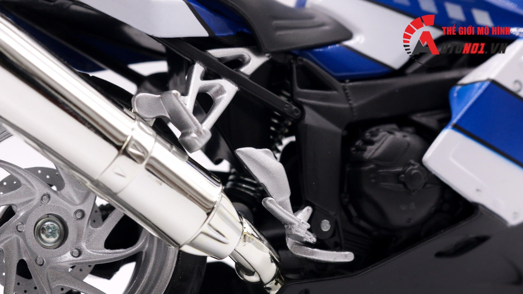  Mô hình xe Bmw K1200S blue 1:12 Joycity 7508 