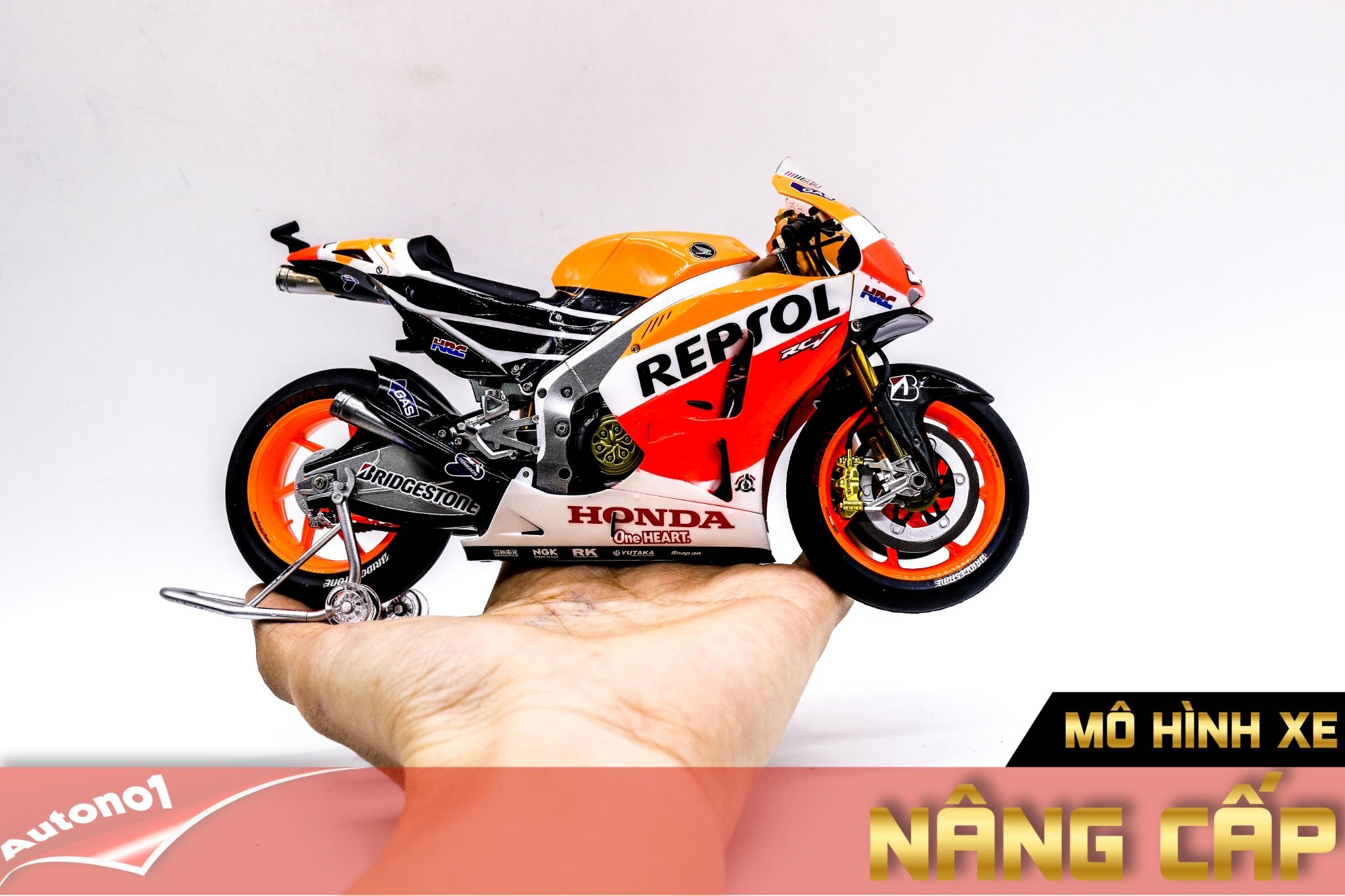  Mô hình xe Repsol Honda Rc213v 2014 1:12 Tamiya D098A 