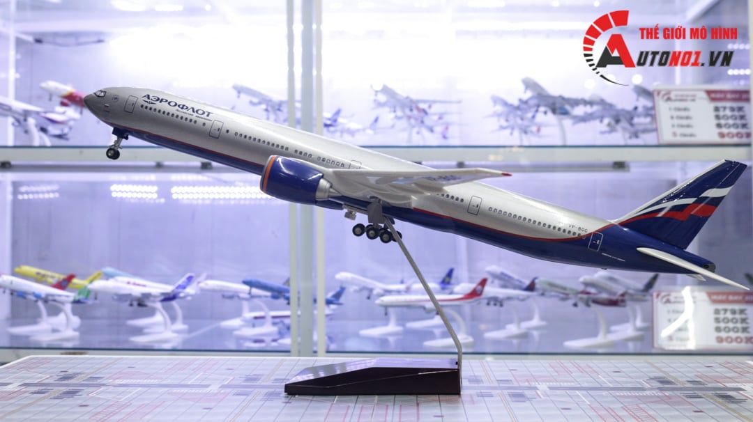  Mô hình máy bay Nga Russia Aeroflot Boeing B777 1:130 có đèn led tự động theo tiếng vỗ tay hoặc chạm MB47031 