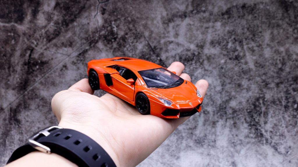 MÔ HÌNH LAMBORGHINI AVENTADOR 700-4 ORANGE 1:36 WELLY 4739