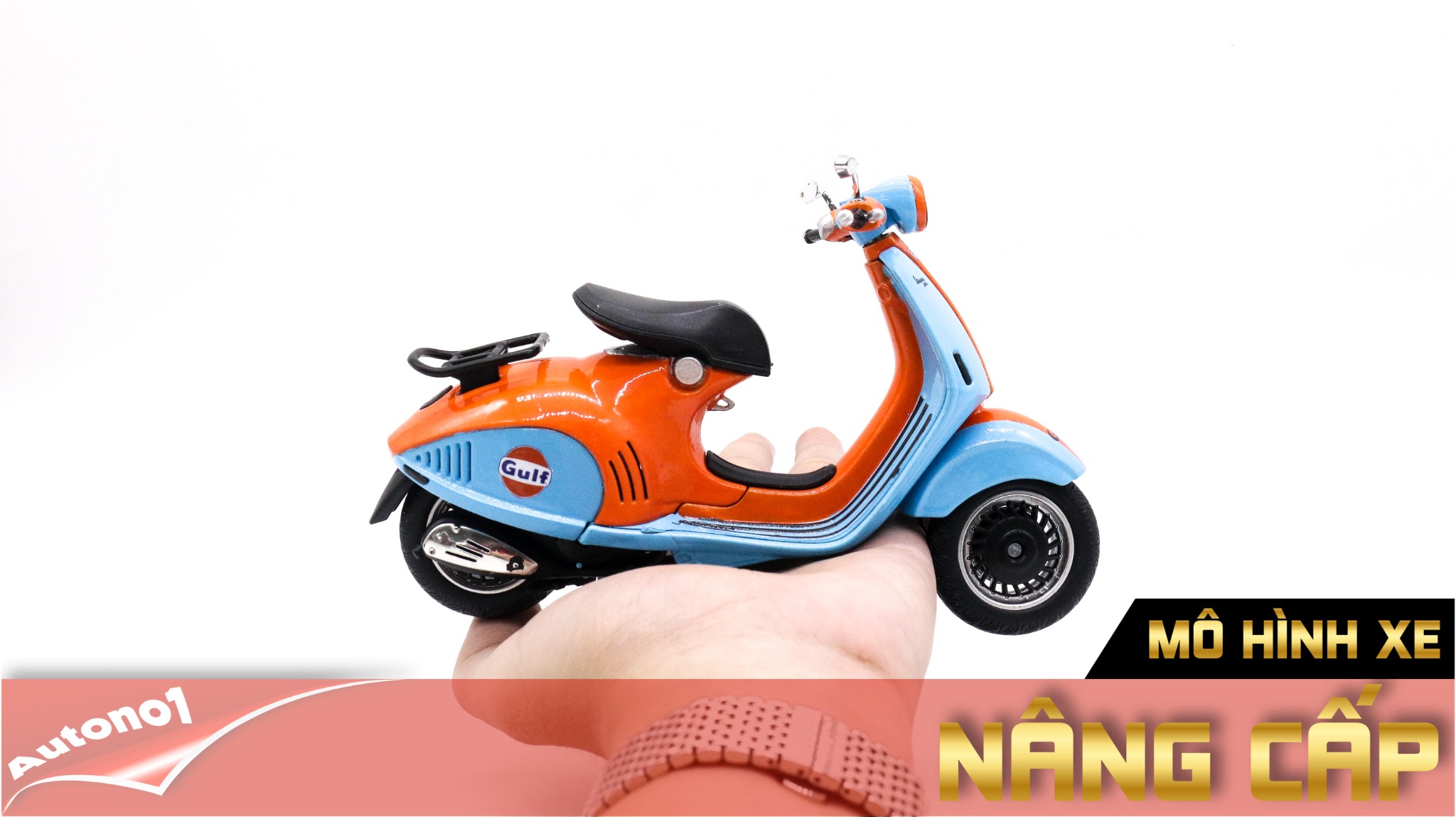  Mô hình xe độ Vespa 946 Tem Gulf 1:12 Autono1 D181 