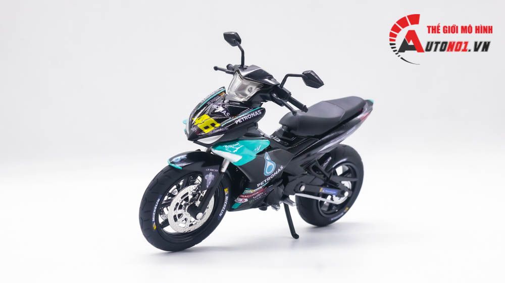 Mô hình xe Yamaha Exciter y15zr độ tem Petronas thay bánh tỉ lệ 1:12 D237A