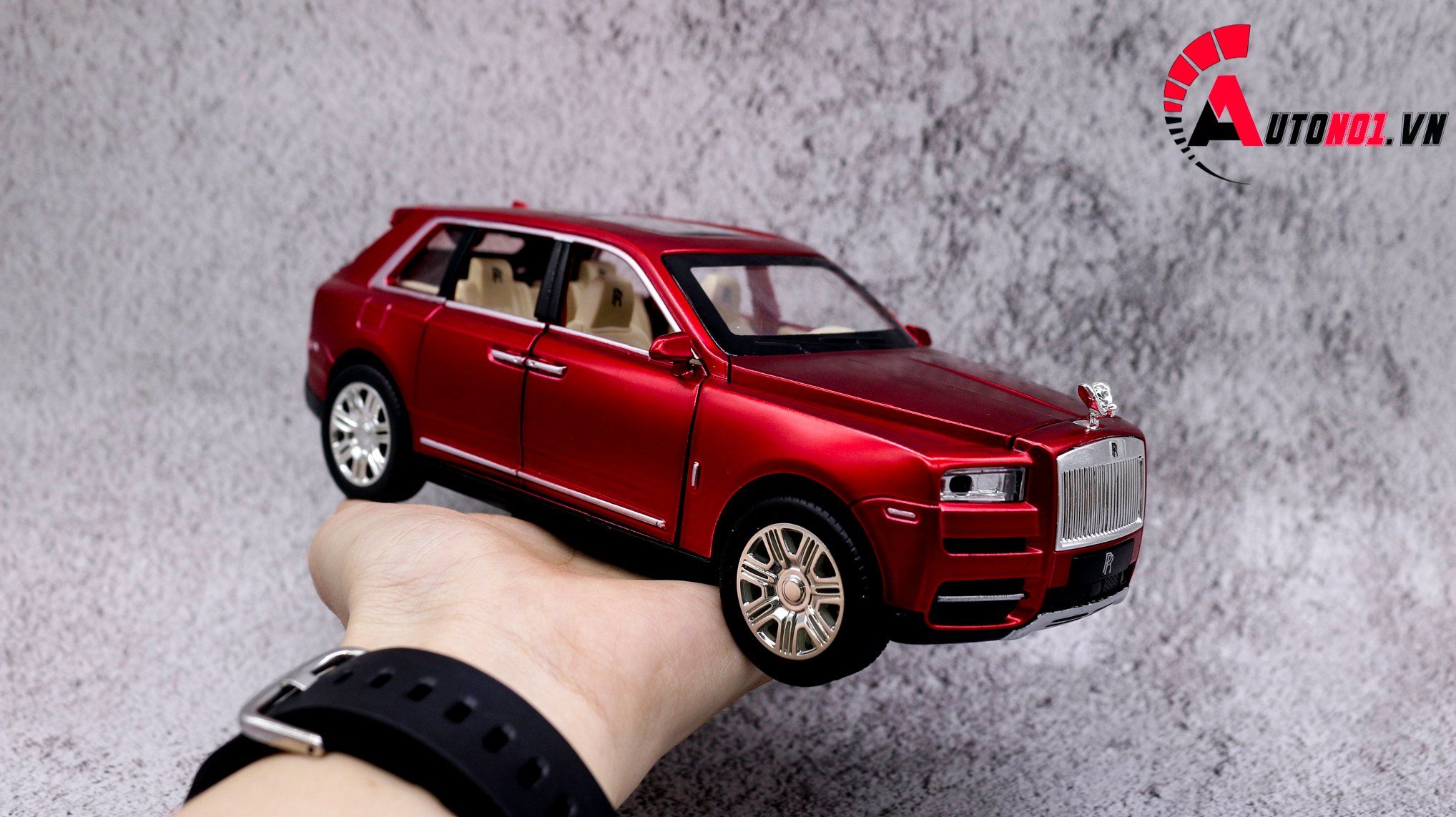  Mô hình xe Ô Tô Rolls Royce Cullinan 1:24 Chezhi OT340 