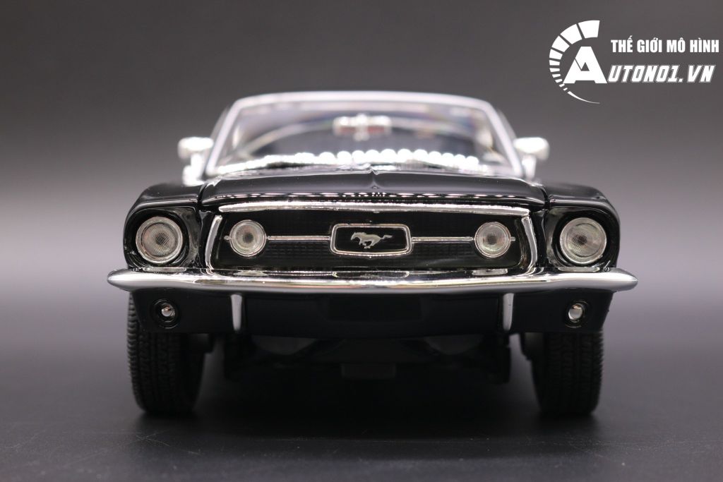 MÔ HÌNH XE FORD MUSTANG GTA FASTBACK 1967 BLACK 1:18 MAISTO 6652