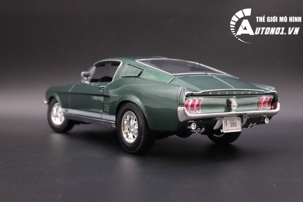  Mô hình xe Ford Mustang Gta Fastback 1967 1:18 Maisto 6652 