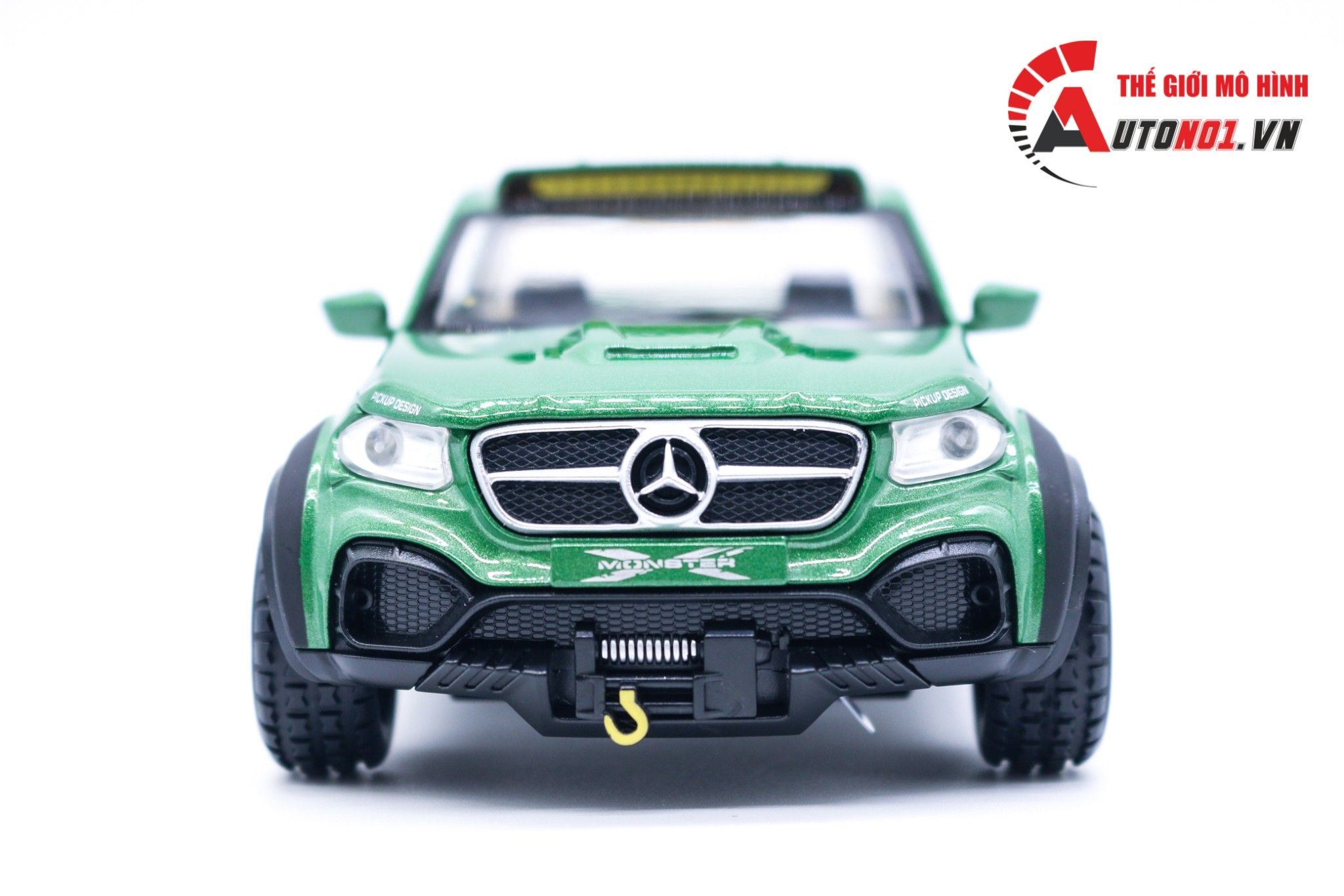 Mô hình xe Mercedes X-Class 6x6 1:32 Chimei Model 6925