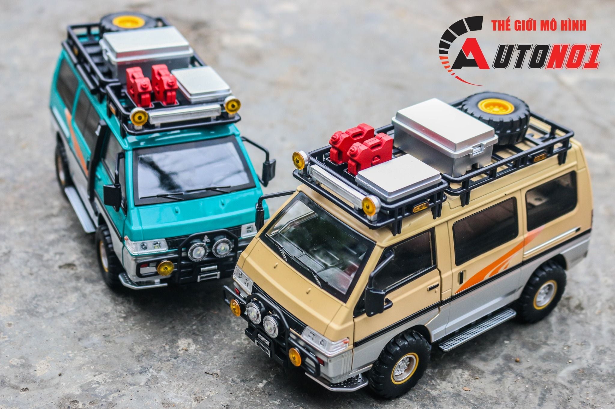  Mô hình xe Mitsubishi Delica Van Guide Offroad full open - có phụ kiện tỉ lệ 1:24 Chimei Model OT24052 