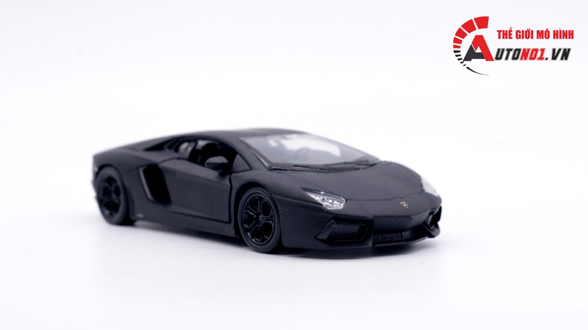  Mô hình Lamborghini Aventador 700-4 Black 1:36 Welly 4740 