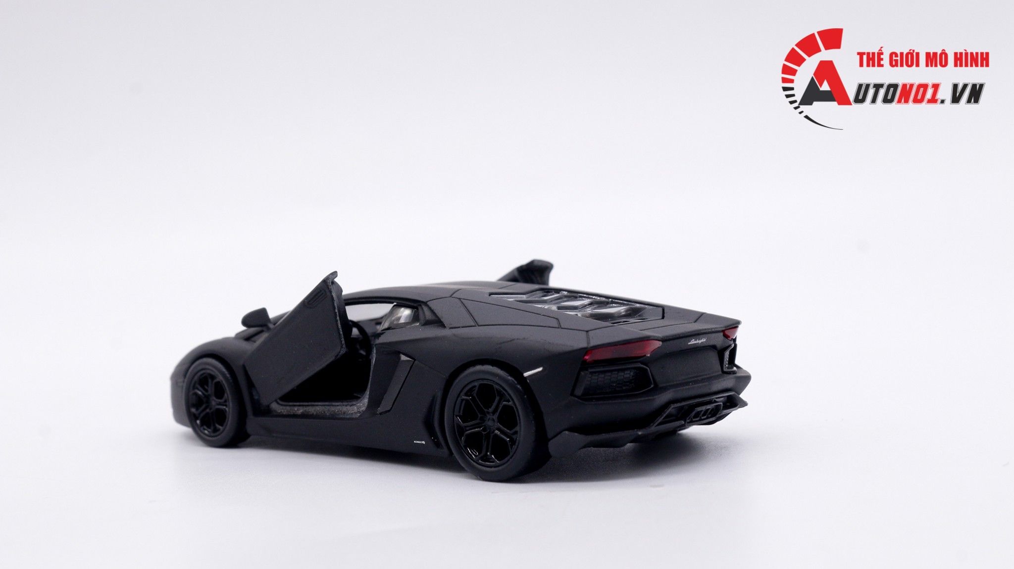  Mô hình Lamborghini Aventador 700-4 Black 1:36 Welly 4740 